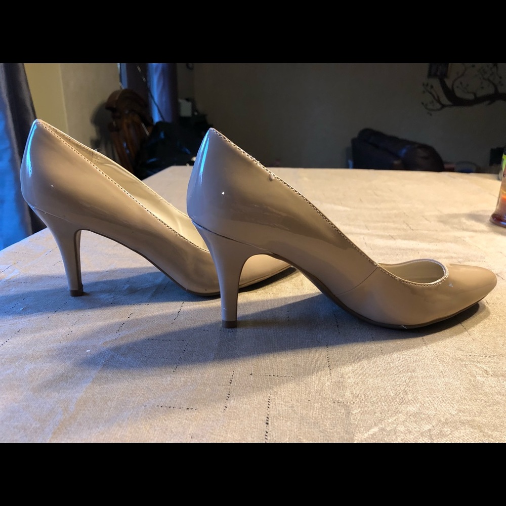 Nickels Nude 3” heels. New